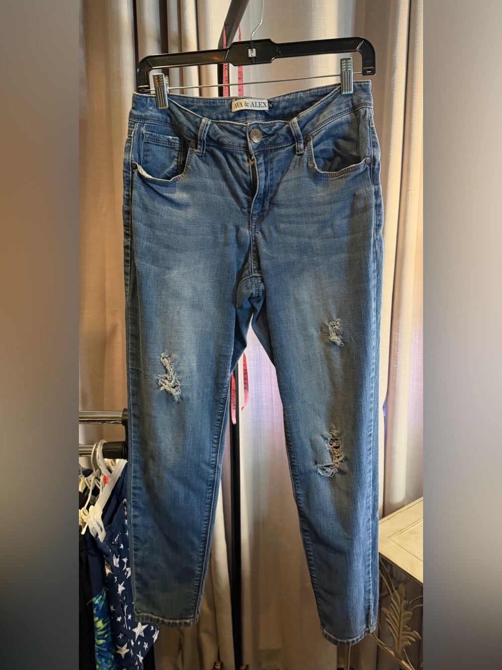 Distressed Women's Jeans - Blue